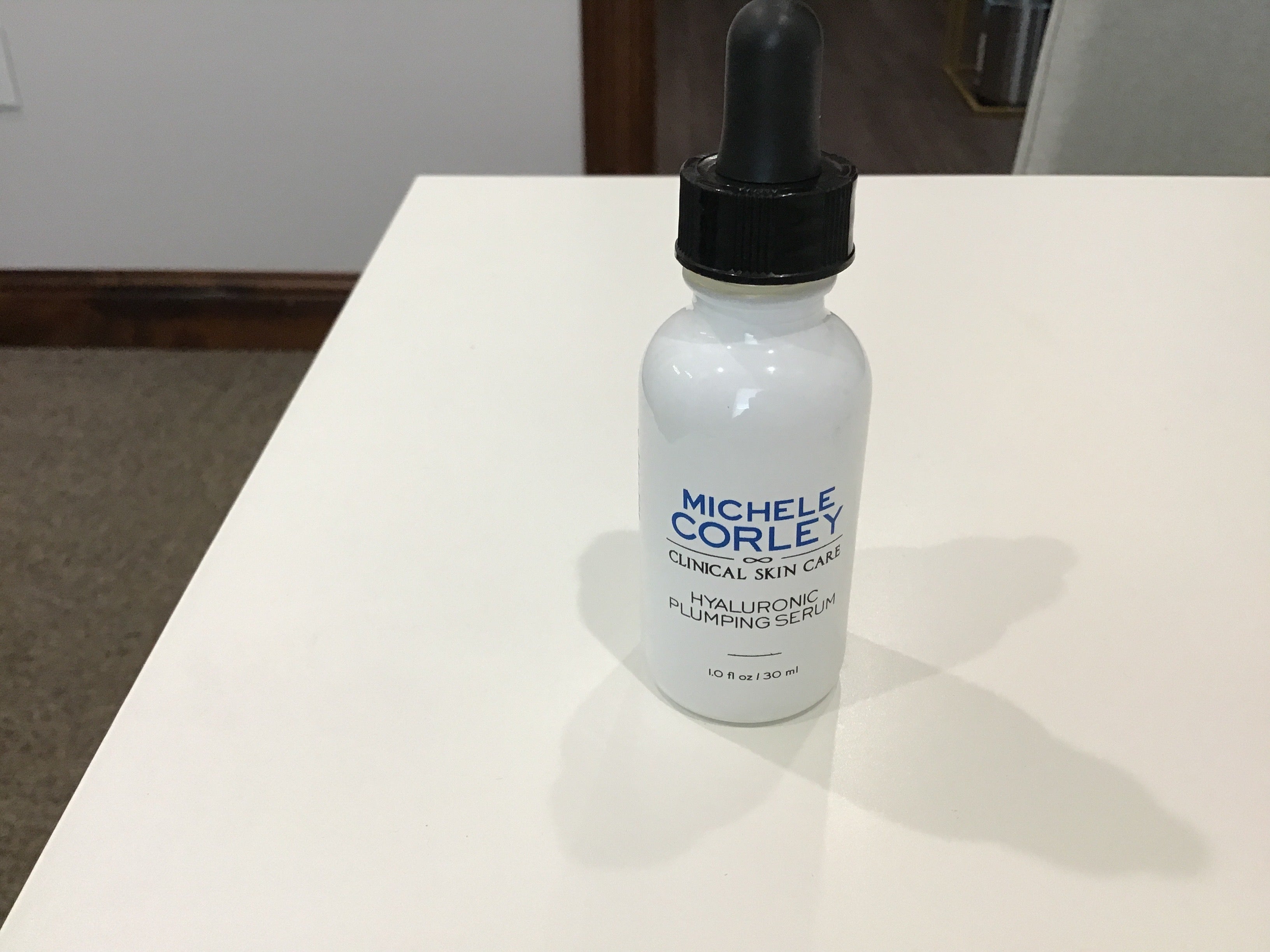 Hyaluronic Plumping Serum